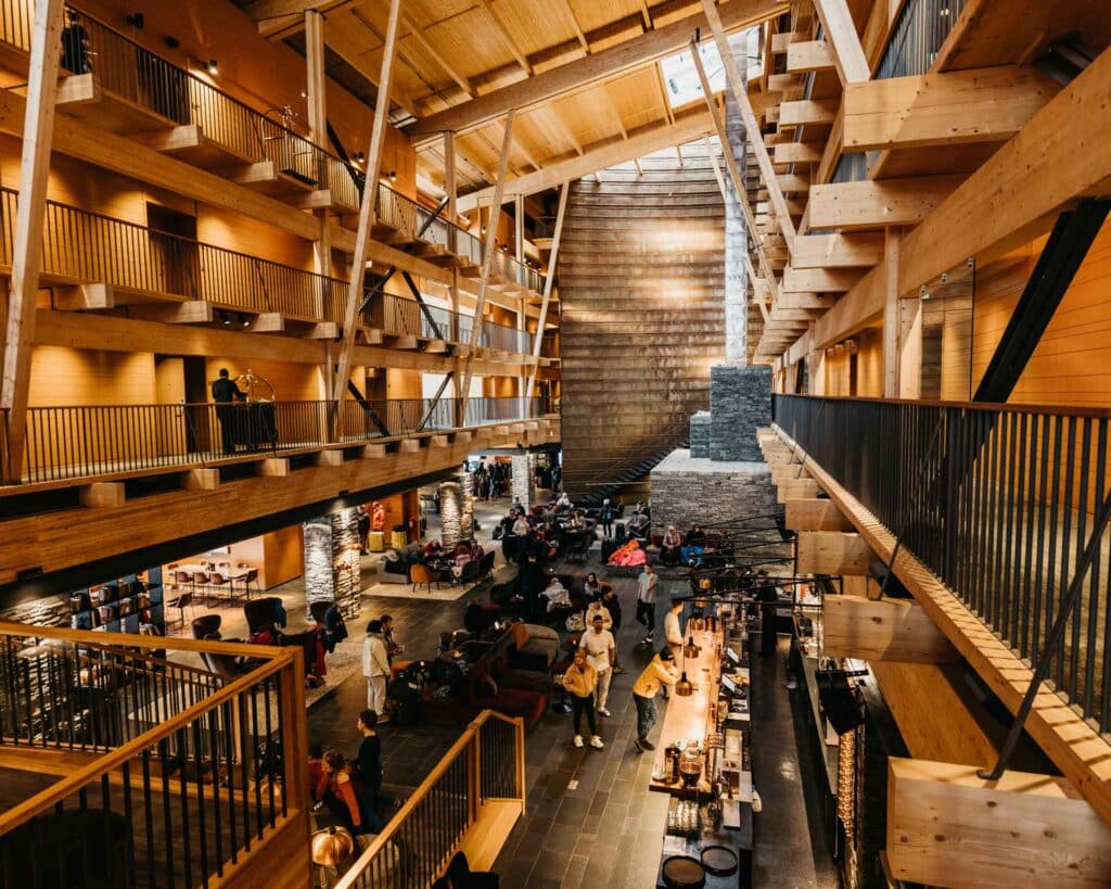 Fireside Lobby & Bar Copperhill